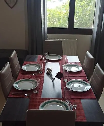 Fotini's Néa Péramos