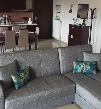 Fotini's Néa Péramos